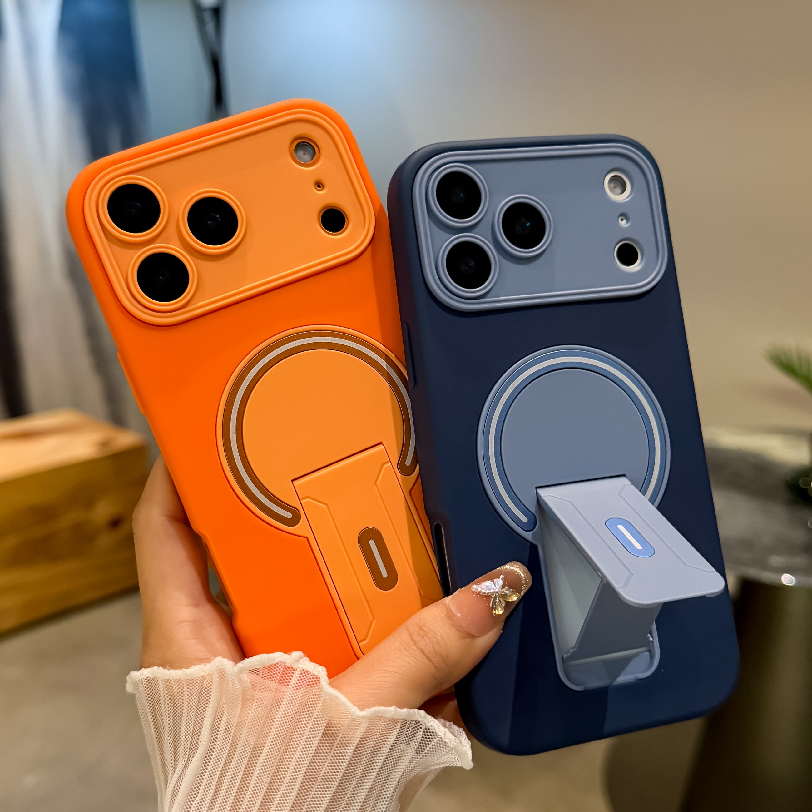 Magnetic Charging Stand - Luxury Fold Stand Holder Shockproof Matte